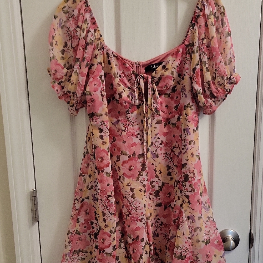 Lulu's Pink Floral Mini Dress